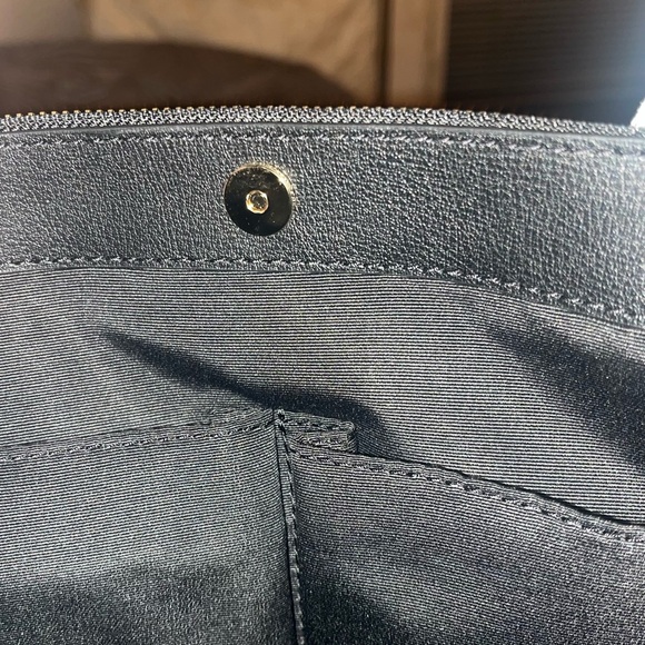 Marc Jacobs Leather Tote Bag - Picture 5 of 5